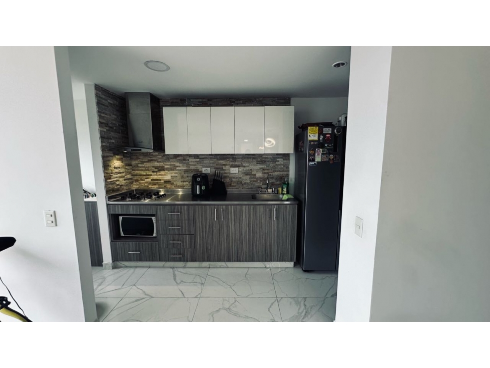 Apartamento en venta,en Itagui, sector la chimenea — foto 2
