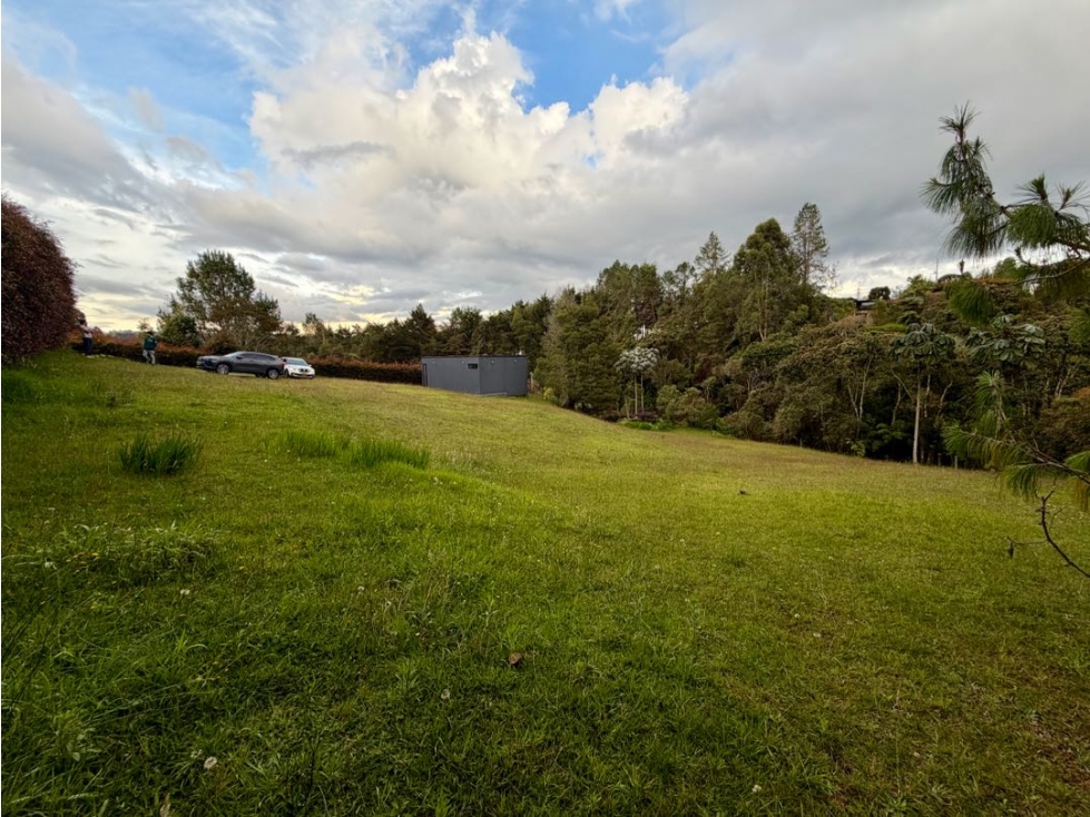 Lote independiente en venta Alto de Palmas — foto 2