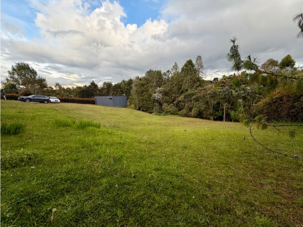 Lote independiente en venta Alto de Palmas — foto 4