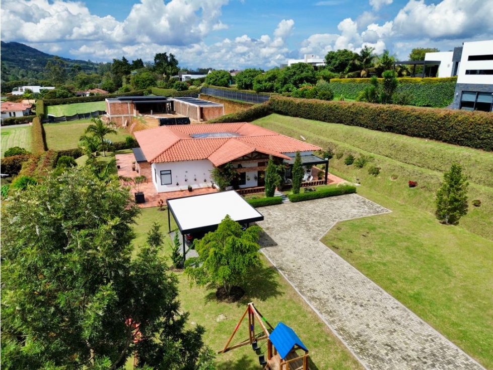 Casa campestre en venta La Ceja Antioquía - 3