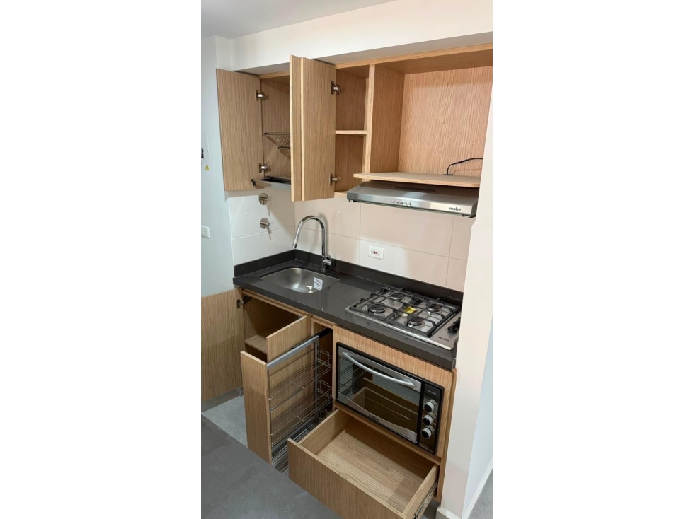 SE VENDE APARTAMENTO EN ENVIGADO SECTOR SAN RAFAEL — foto 2