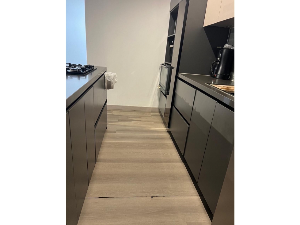 SE VENDE HERMOSA CASA EN ENVIGADO CERCA AL POLIDEPORTIVO — foto 4