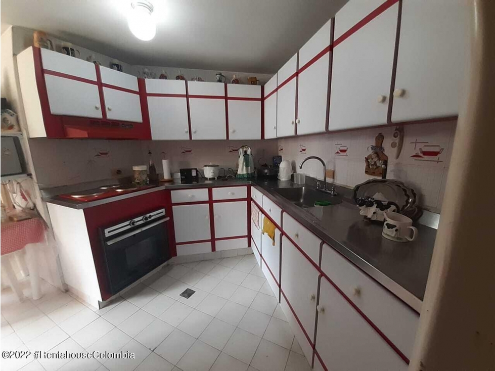 Apartamento en Cali (Valle Del Cauca) RAH CO: 26-288