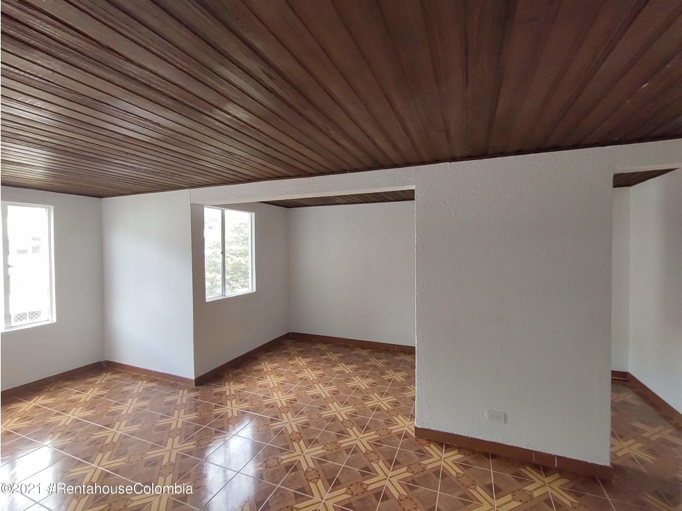 Apartamento en Bogota (Bogota D.C.) RAH CO: 26-693 — foto 2