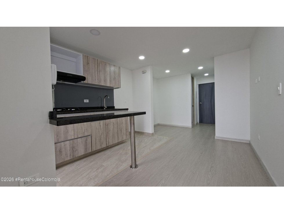 Apartamento en Bogotá (Bogota D.C.) RAH CO: 26-942 — foto 2