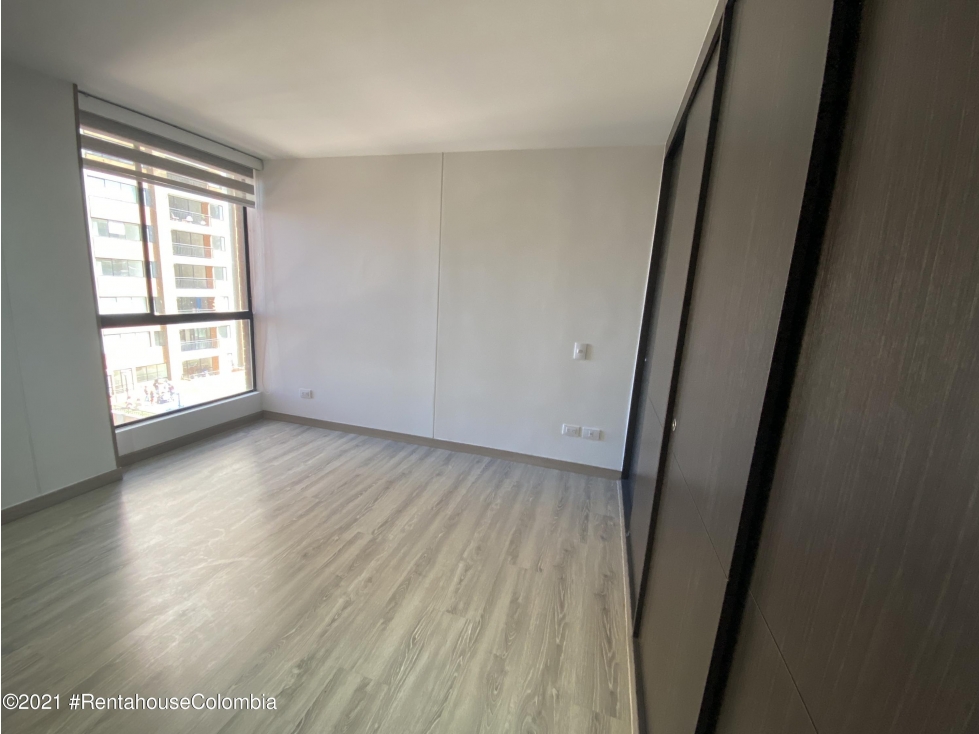 Apartamento en Bogotá (Bogota D.C.) RAH CO: 26-892 — foto 5