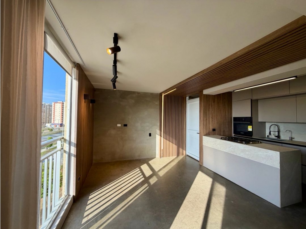 APARTAMENTO REMODELADO EN VENTA - ALAMEDA DEL RÍO — foto 2