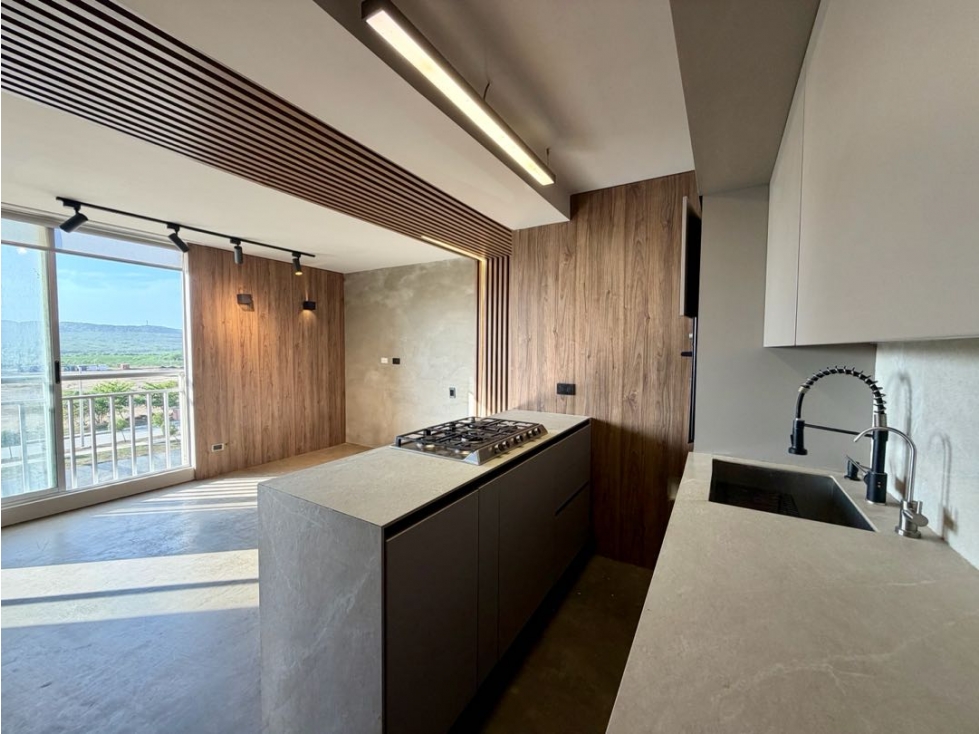 APARTAMENTO REMODELADO EN VENTA - ALAMEDA DEL RÍO — foto 4