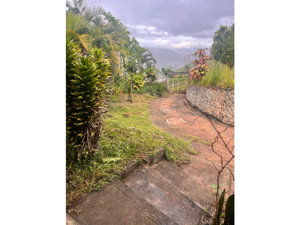 VENDO FINCA VIA AL QUEREMAL 1 PISO LJ 9735854 - 1