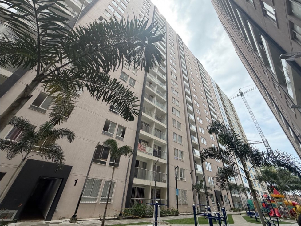 Vendo apartamento 1er piso La Selva VZ9946649