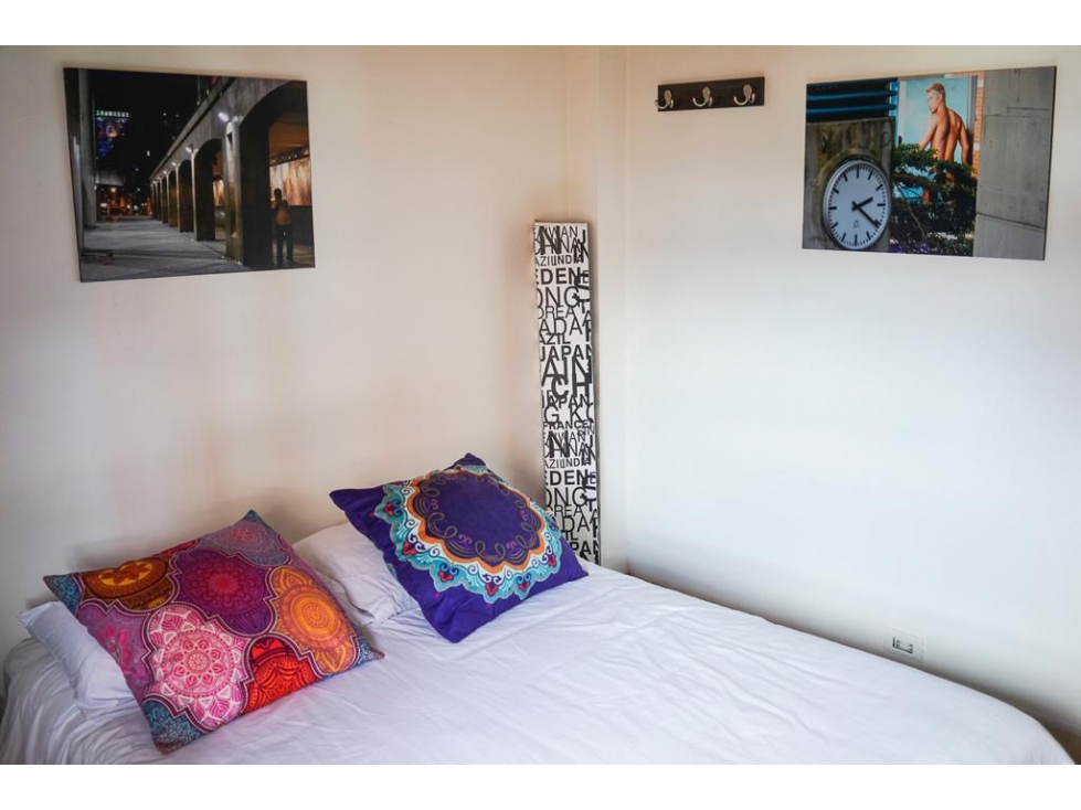 Venta Apartamento piso 5 por escalas en Laureles, Medellin. — foto 5