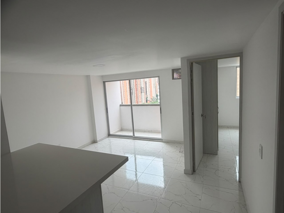Apartamento En Venta En Tres Esquinas Sabaneta — foto 3