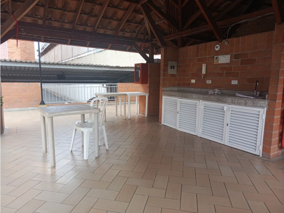 VENDO APARTAMENTO 2DO PISO S/A PRIMERO DE MAYO LJ 9984488 — foto 4