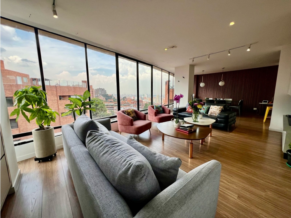BAJO DE PRECIO!!! SE VENDE APARTAMENTO EN ROSALES 180m2