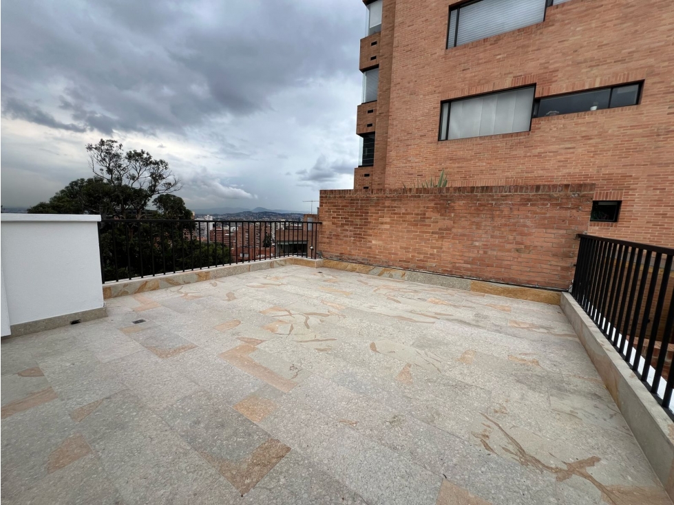 SE ARRIENDA APARTAMENTO EN LOS ROSALES 228m2 + TERRAZA 100m2 — foto 5