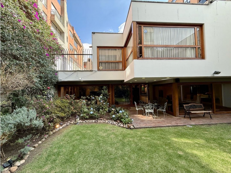 Espectacular CASA en CHICO PARA VENTA