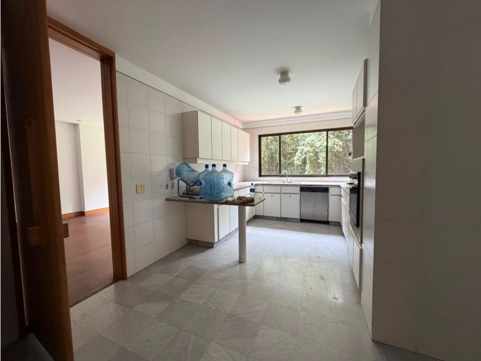 Espectacular apto para ARRIENDO en Rosales — foto 5