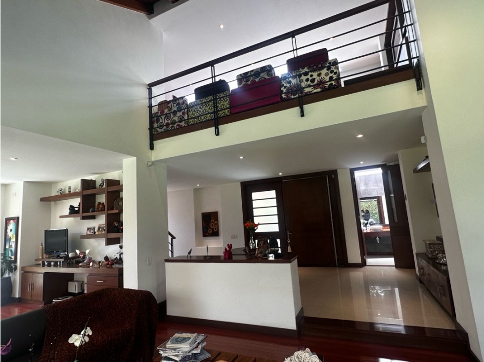 Casa rodeada de naturaleza en conjunto cerrado en Chía. — foto 6