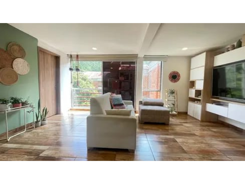 Apartamento en venta El Poblado San Diego - Totalmente remodelado