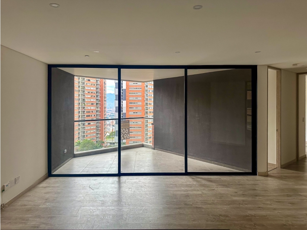 Apartamento en venta El Poblado sector Intercontinental - Moderno