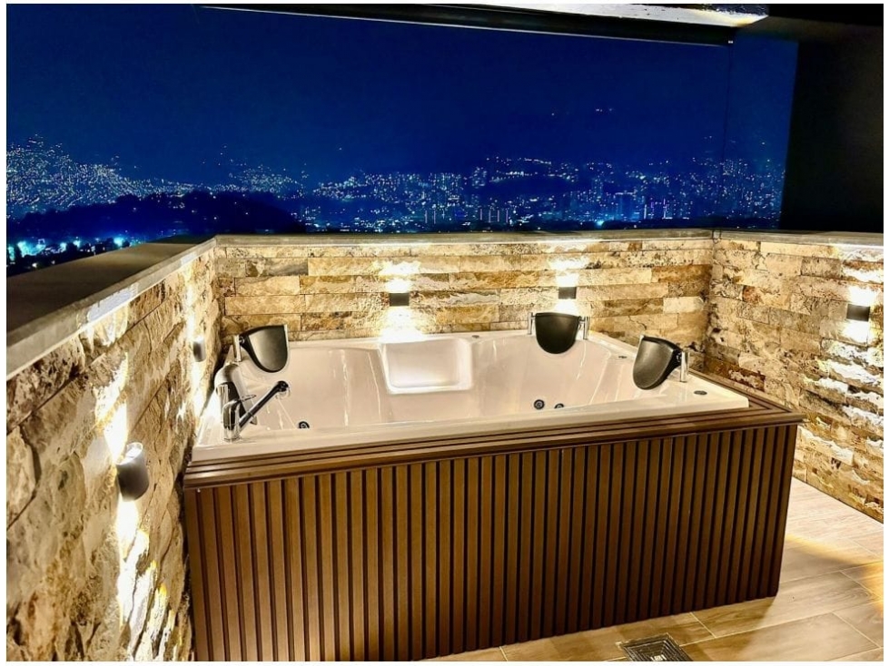Venta penthouse lujoso duplex Laureles La 33 - Moderno