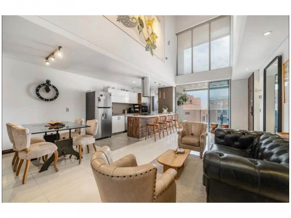 Penthouse duplex en venta Conquistadores - Amoblado