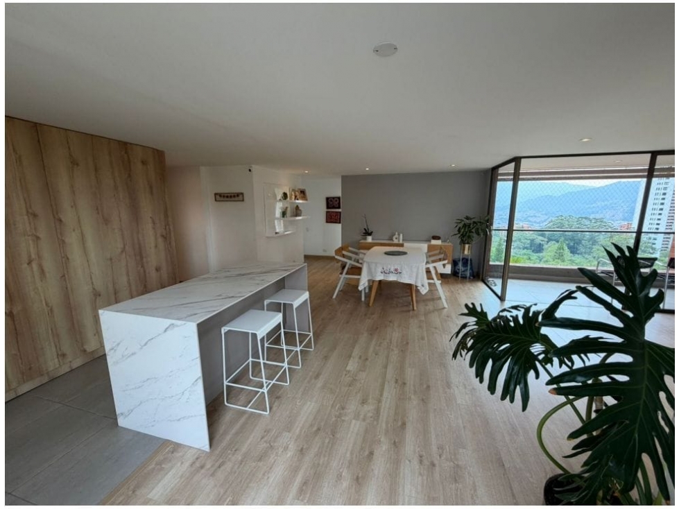 Apartamento en venta El Poblado Transversal superior - Remodelado — foto 2