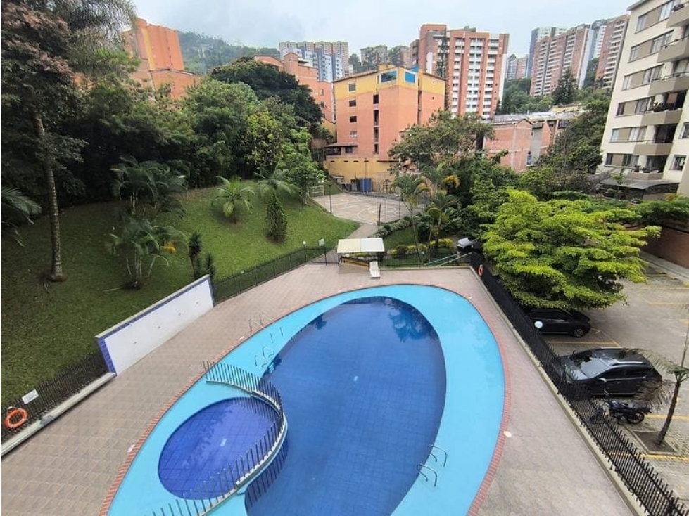 Venta apartamento Envigado Señorial - Amplio balcón — foto 3