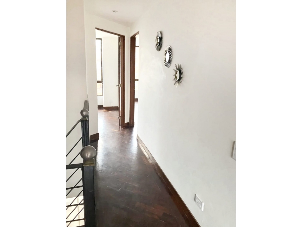 Venta apartamento duplex Laureles Conquistadores - Excelente ubicación — foto 3