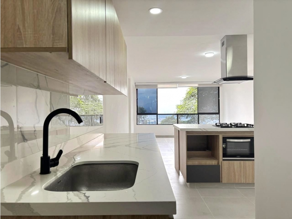 Venta apartamento El Poblado Las Palmas - Remodelado full — foto 4