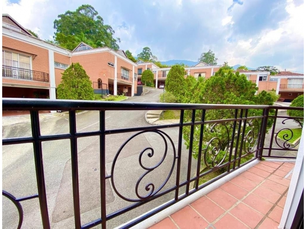 Casa en venta Altos del Poblado - Terraza privada — foto 4