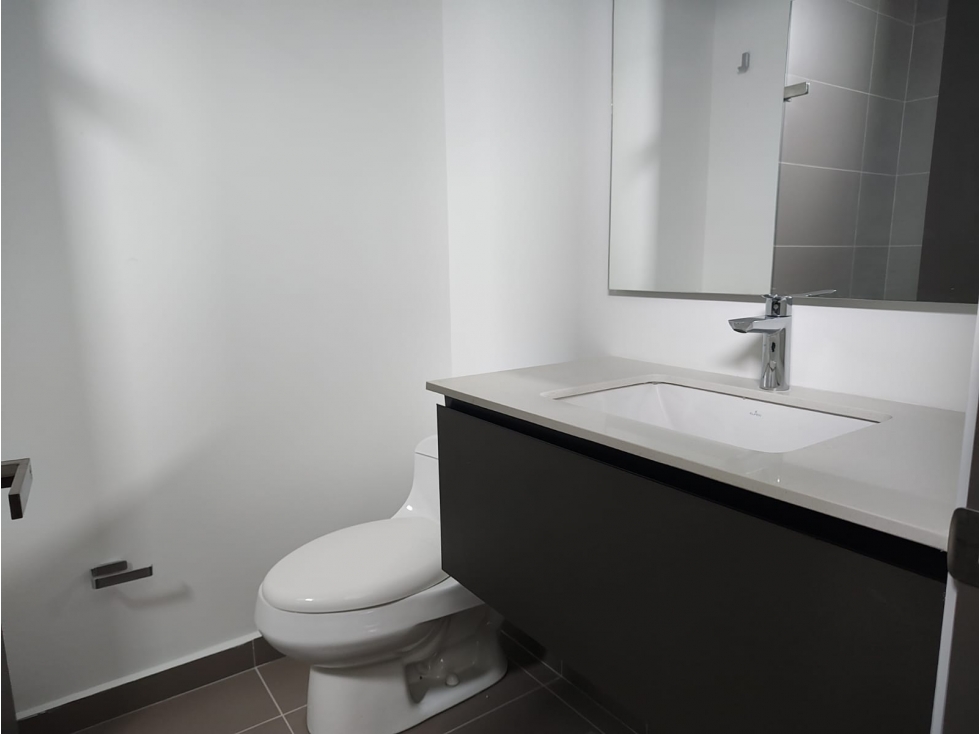 Venta apartamento moderno el Poblado - Las palmas — foto 4