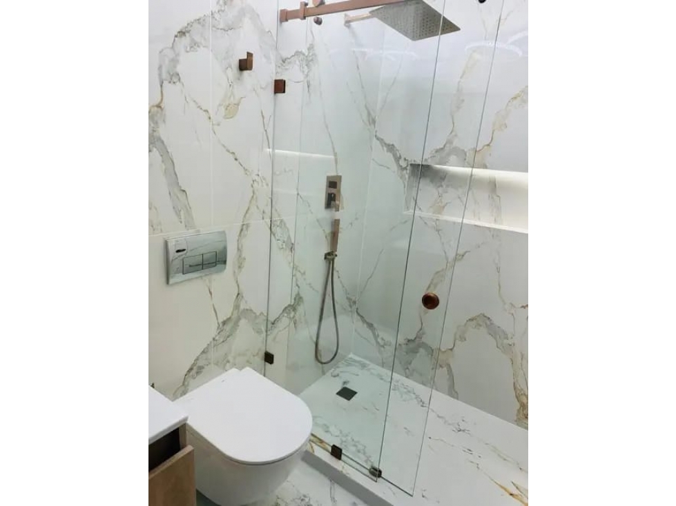Apartamento reformado en venta El Poblado - Transversal Inferior — foto 4