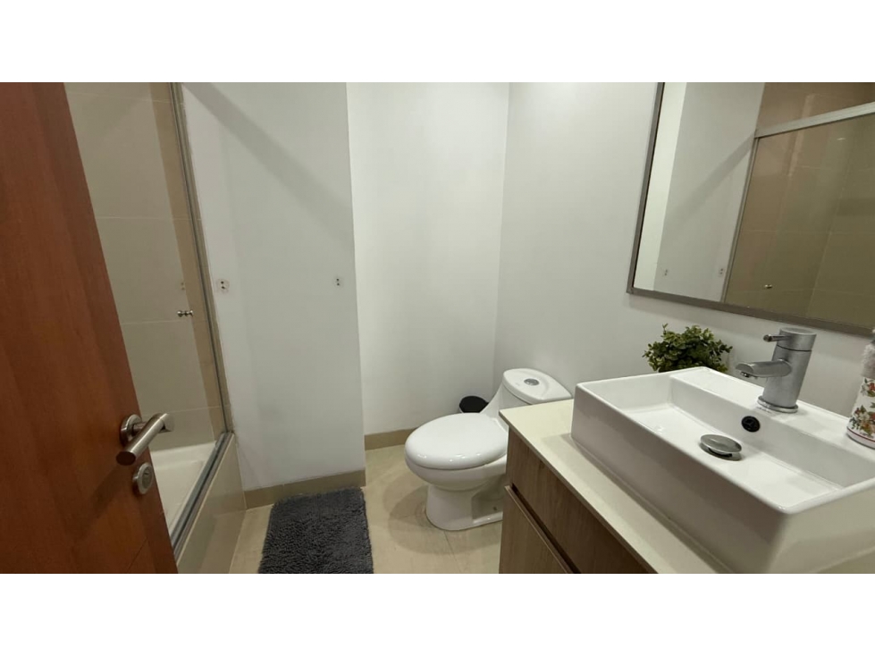 Apartamento duplex en venta El Poblado sector El Tesoro - Terraza — foto 5