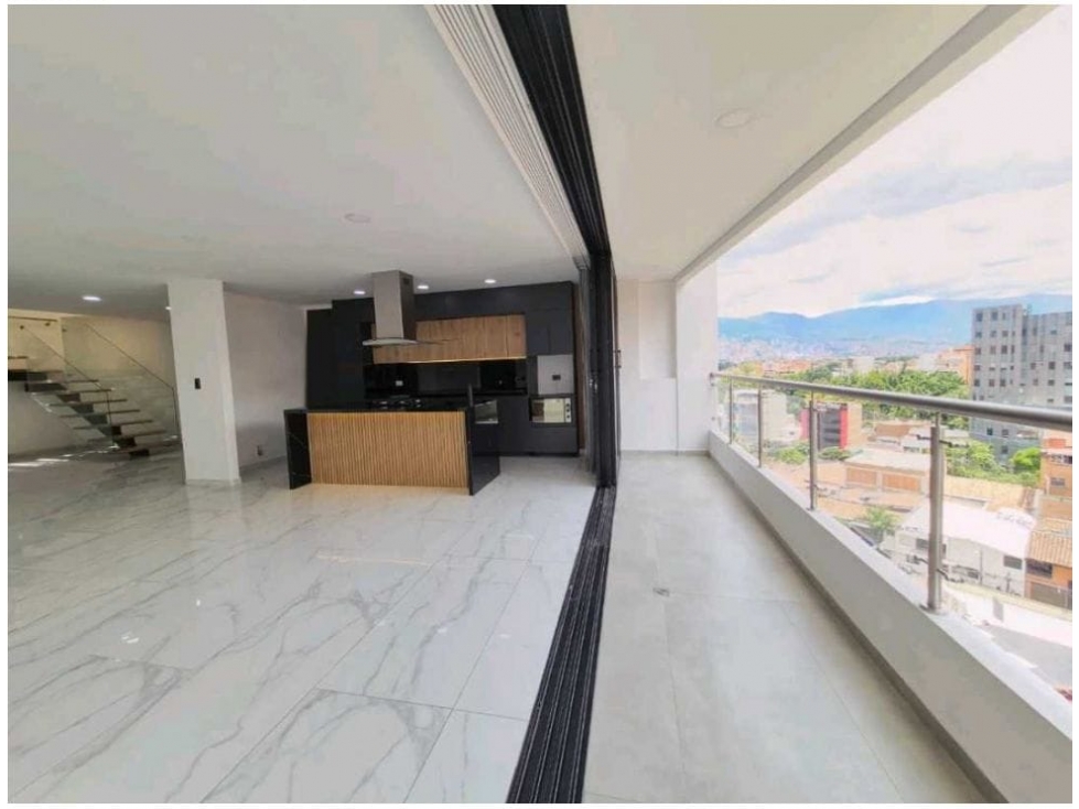 Venta penthouse de lujo Laureles - Terraza privada — foto 5