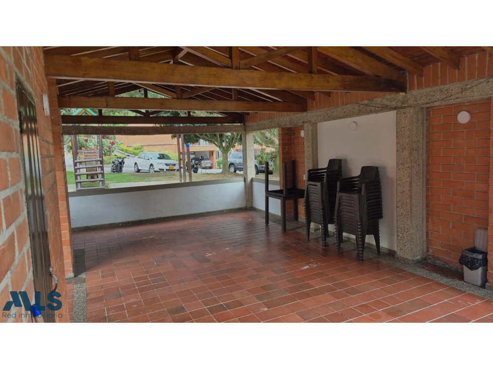 Casa en venta Envigado sector La Sebastiana - Unidad cerrada — foto 6