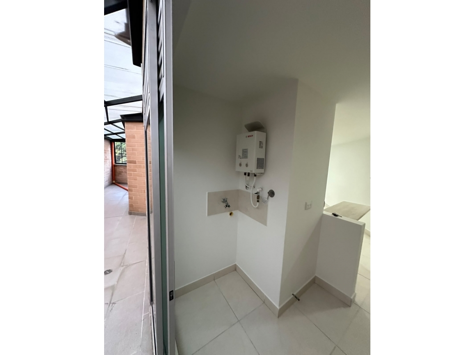 VENTA DE APARTAMENTO EN SABANETA SECTOR LA BARQUEREÑA — foto 2