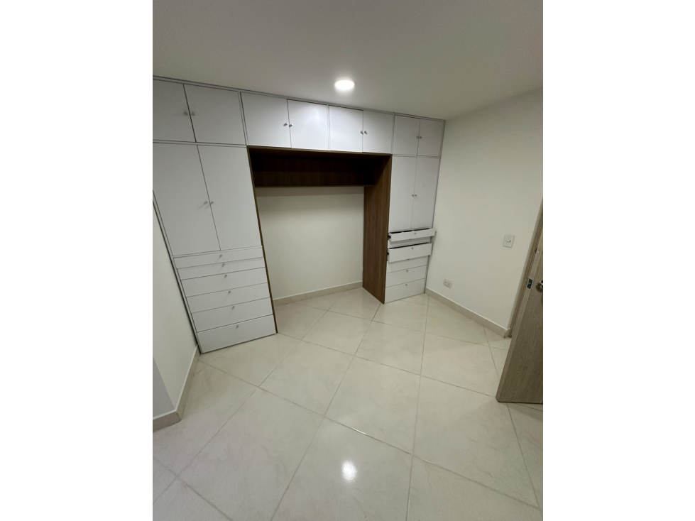 VENTA DE APARTAMENTO EN SABANETA SECTOR LA BARQUEREÑA — foto 3