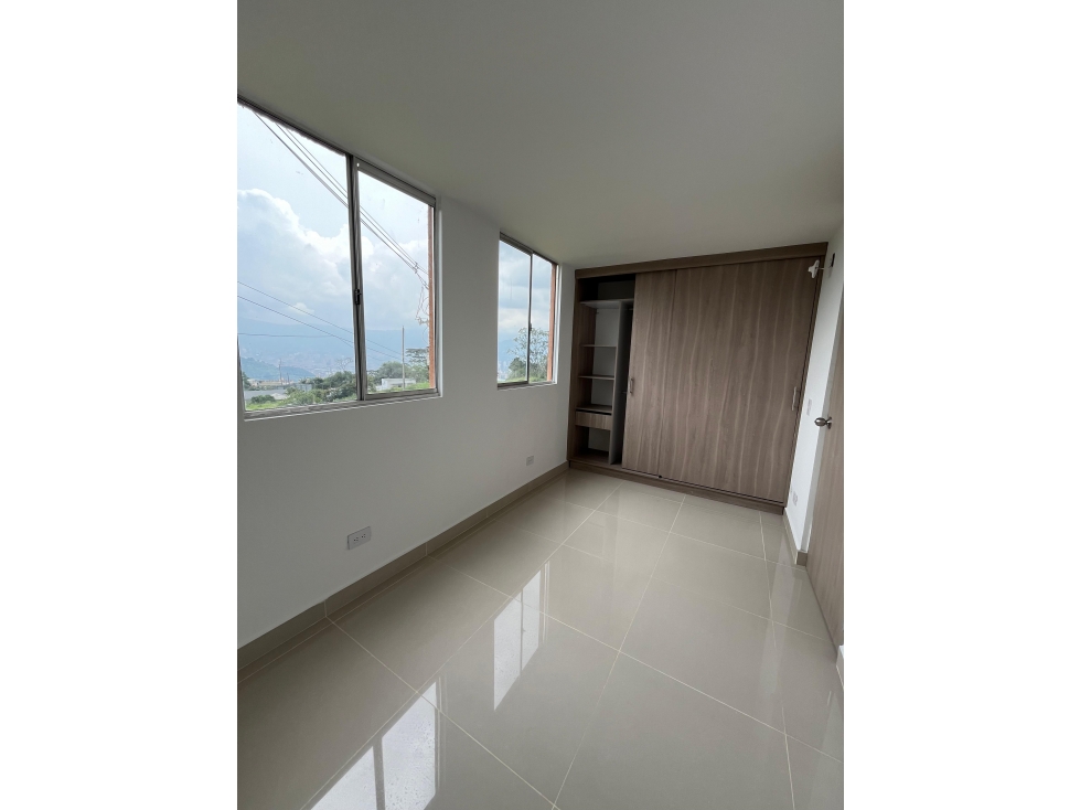 Vendo apartamento en San Antonio de Prado — foto 2
