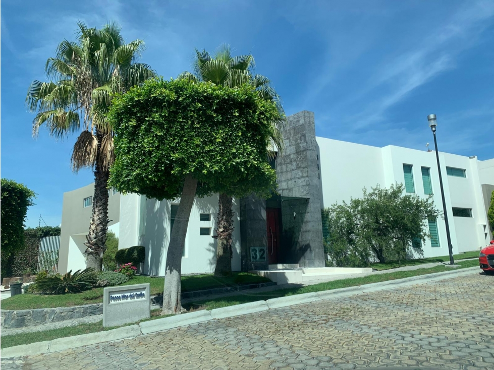 CASA EN RENTA CLUSTER 999 - 2