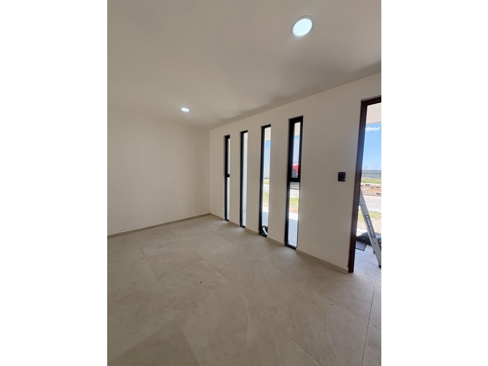 VENTA DE CASA RESIDENCIAL CUATRO VIENTOS — foto 3