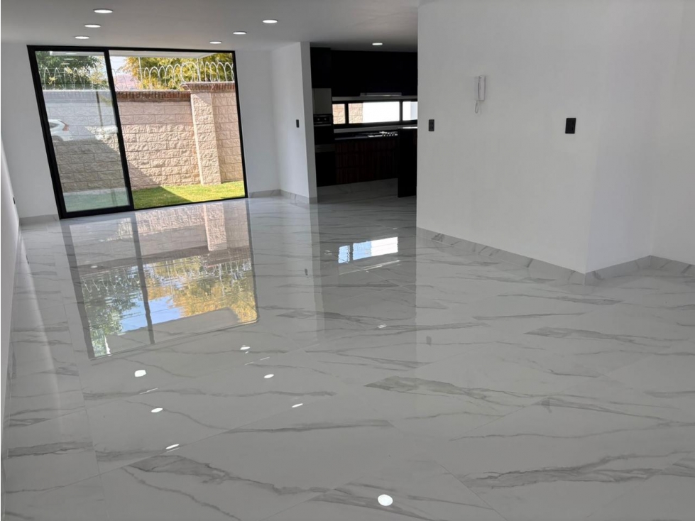 RESIDENCIA EN VENTA EN PARQUE TLAXCALA — foto 3