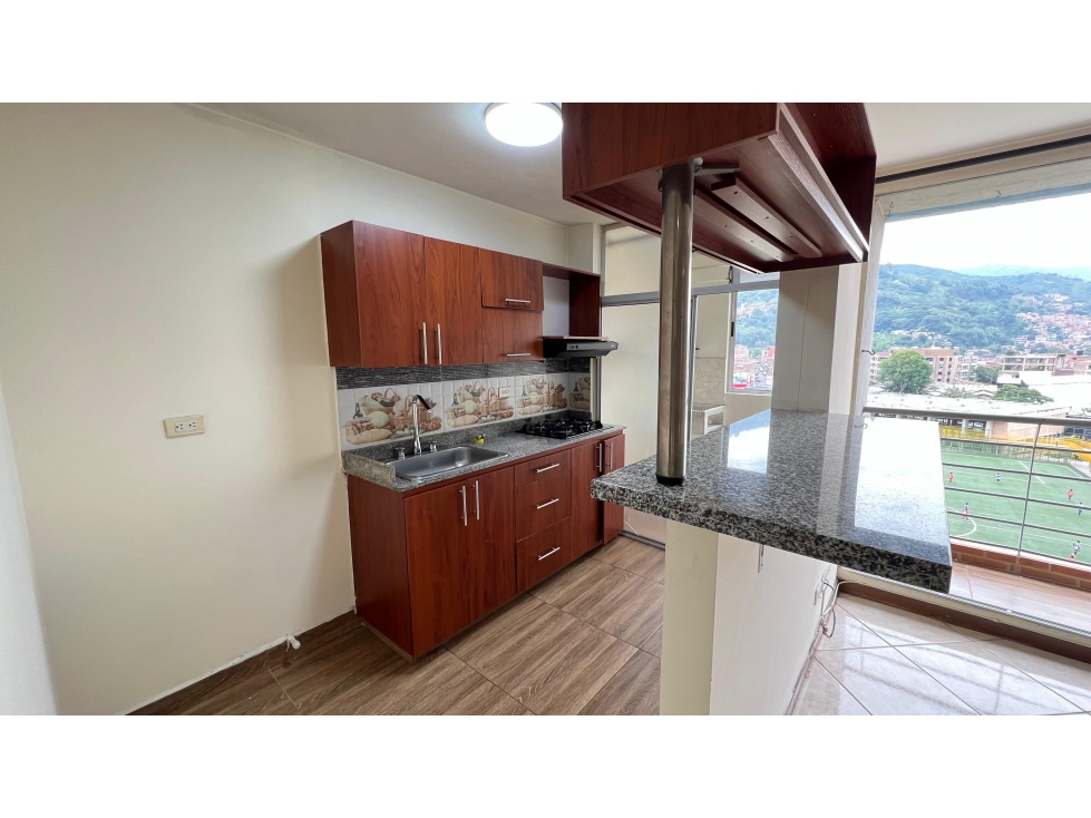 Apartamento en venta en unidad cerrada en Itaguí — foto 2