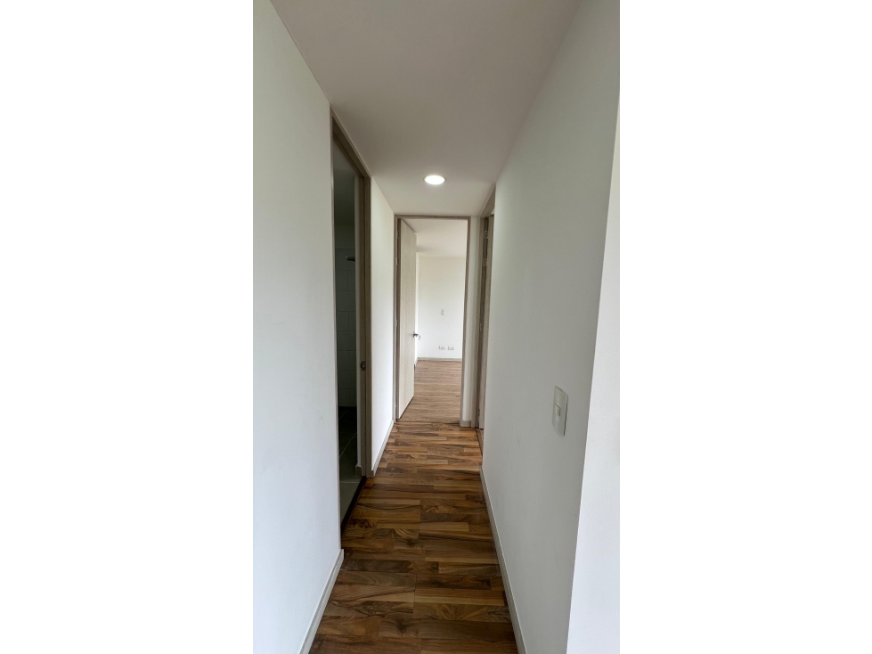 Apartamento en venta en unidad cerrada en las lomitas en Sabaneta — foto 5
