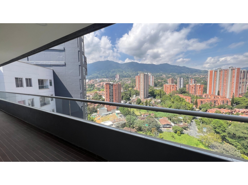 Exclusivo apartamento en venta en unidad cerrada en Suramerica