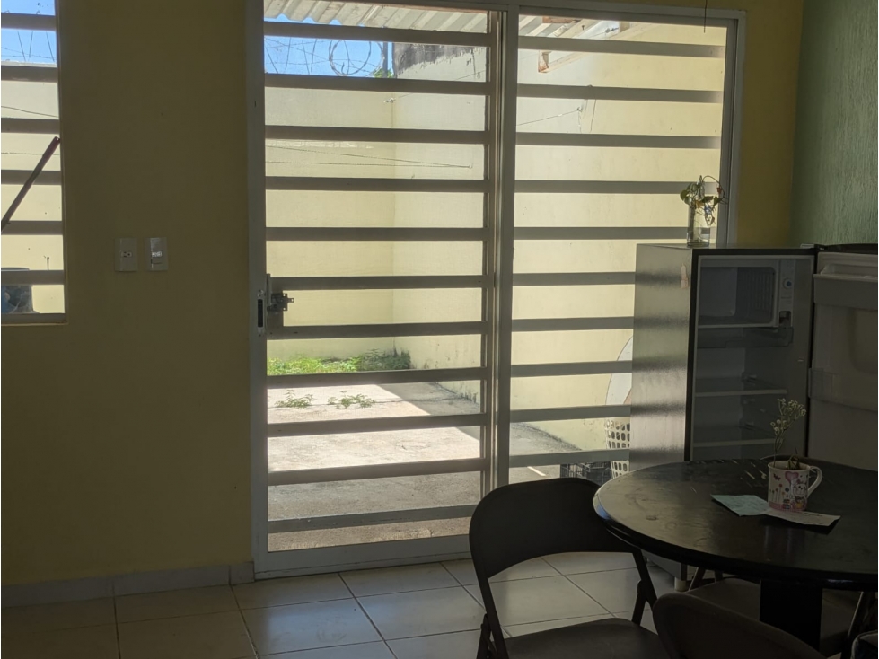 CASA AMUEBLADA EN RENTA EN JARDINES DEL SUR 1, CANCÚN | 2 RECÁMARAS - 4