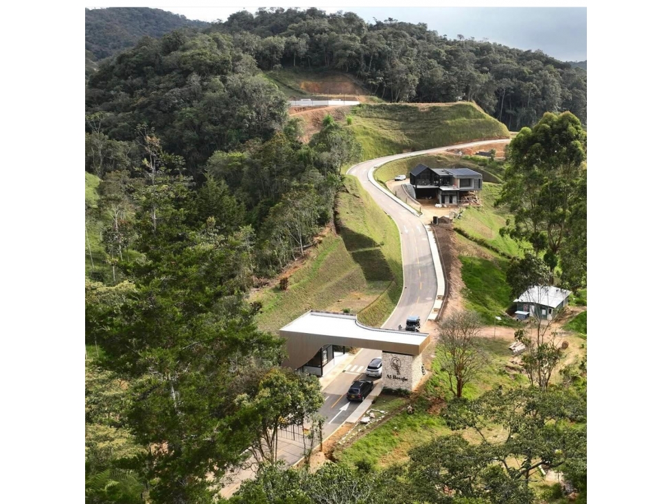 Venta de lote en via pantanillo, el retiro