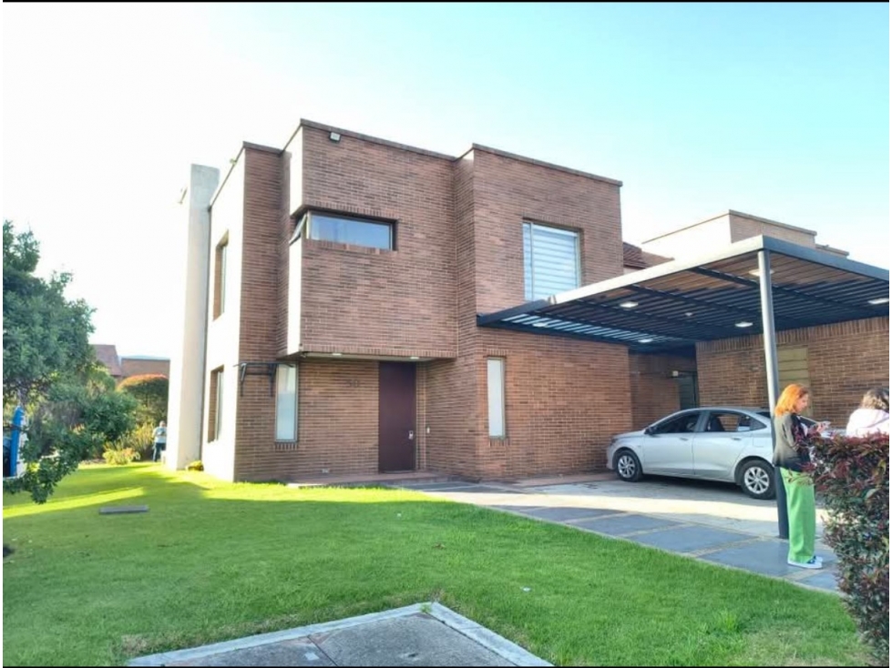 Casa en venta en cota - 1