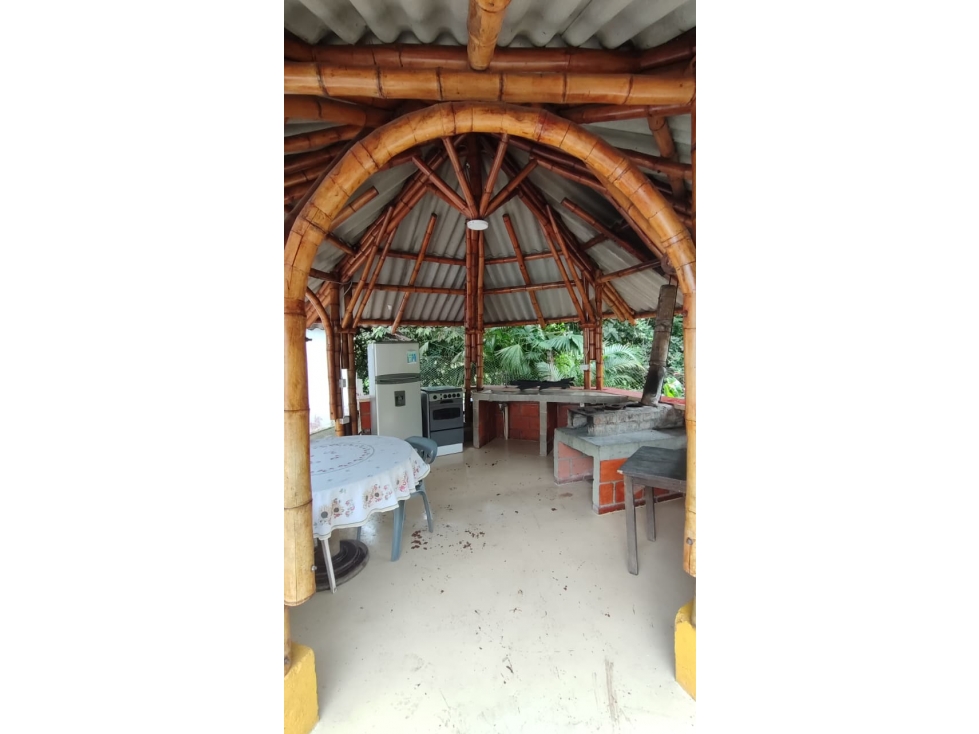 SE VENDE CASA CAMPESTRE SECTOR EL LEMBO SANTA ROSA DE CABAL — foto 3