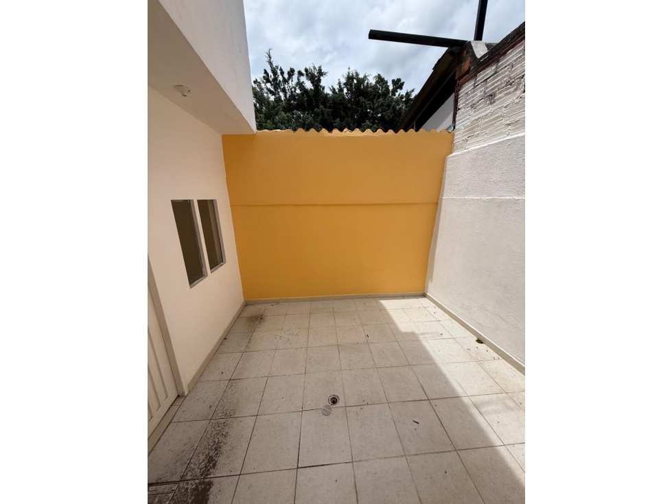 SE VENDE CASA DUPLEX EN LA VILLA — foto 4